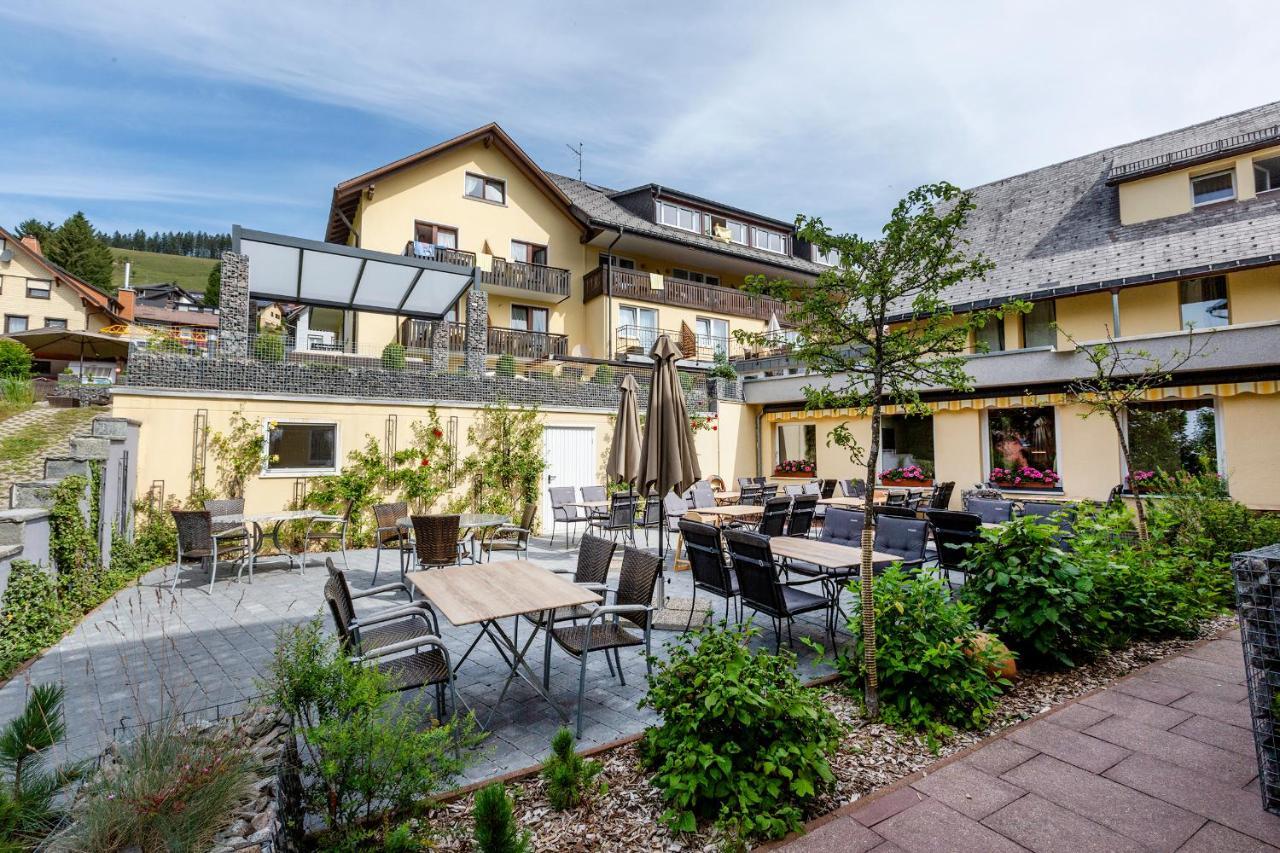 Hotel Engel - Familotel Hochschwarzwald Тодтнауберґ Екстер'єр фото
