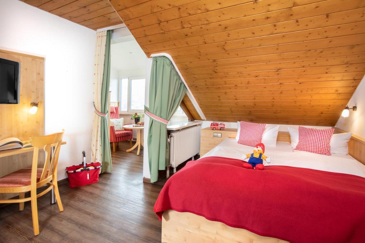 Hotel Engel - Familotel Hochschwarzwald Тодтнауберґ Екстер'єр фото